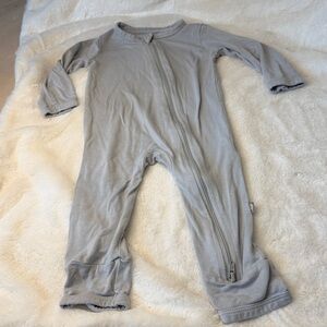 Kyte BABY Grey Romper
